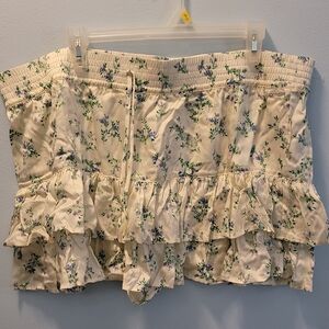 Victoria's Secret Cream Floral Ruffle Skort with Lavender & Green Print